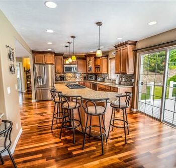 15 Great Items for Dining Room Decoration